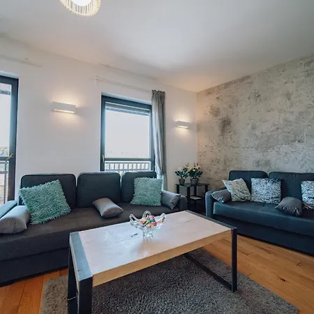 Panorama Gor - Centrum Miasta, Z Widokiem Na Szrenice * Szklarska Poręba