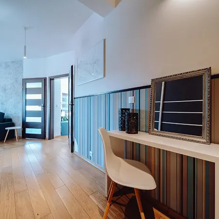 Panorama Gor - Centrum Miasta, Z Widokiem Na Szrenice Szklarska Poręba