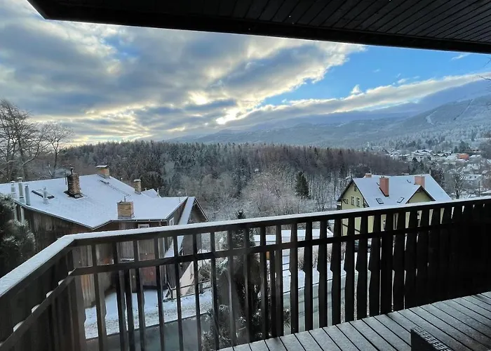 Panorama Gor - Centrum Miasta, Z Widokiem Na Szrenice *