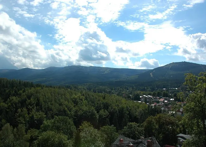 Panorama Gor - Centrum Miasta, Z Widokiem Na Szrenice