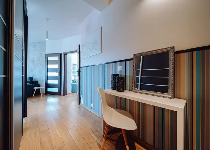 Panorama Gor - Centrum Miasta, Z Widokiem Na Szrenice Szklarska Poręba